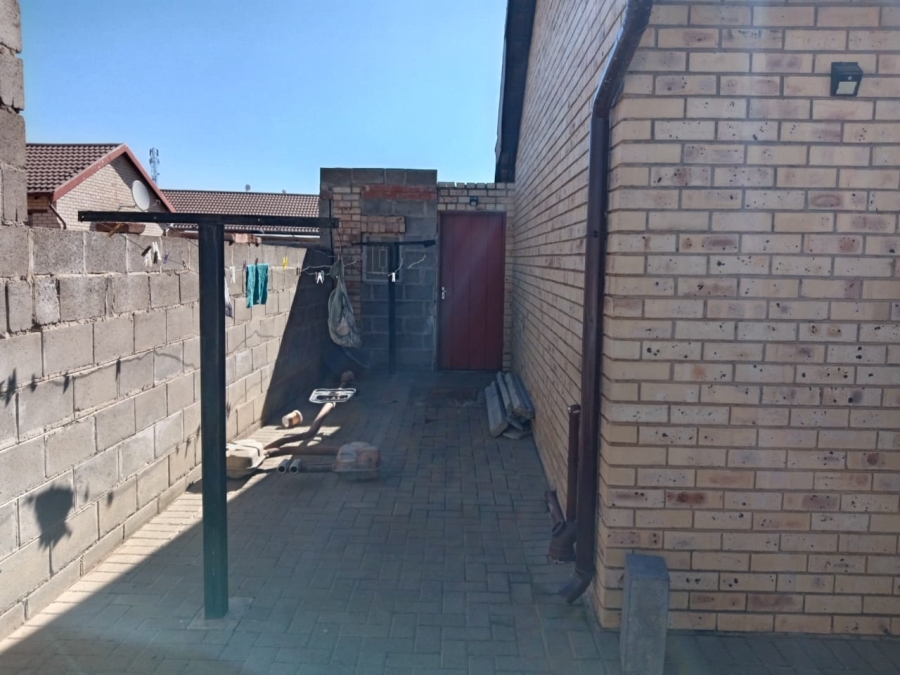 3 Bedroom Property for Sale in Grasslands Free State